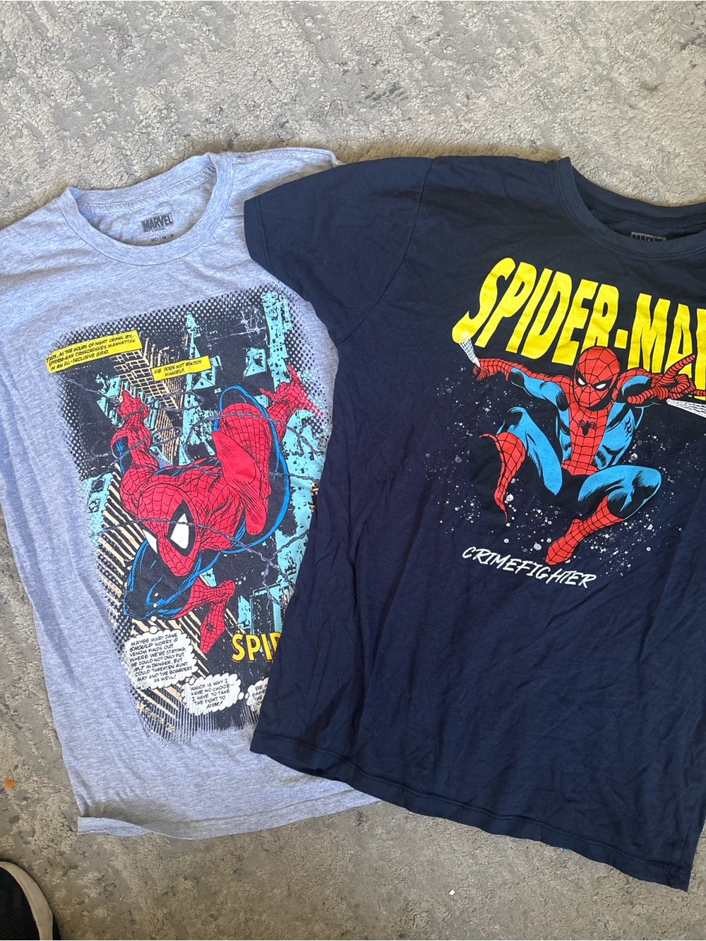 Marvel Spider-Man Graphic Tee - Navy and Light Gray